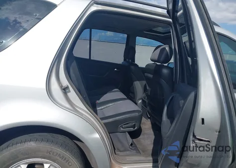 2003 Mercedes-Benz Ml 320 из США, поврежденный, VIN 4JGAB54E63A392610